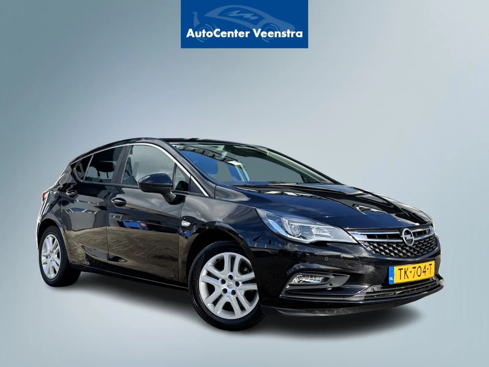 Opel Astra (2018) — foto 1
