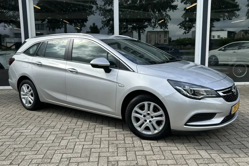 Opel Astra (2019)