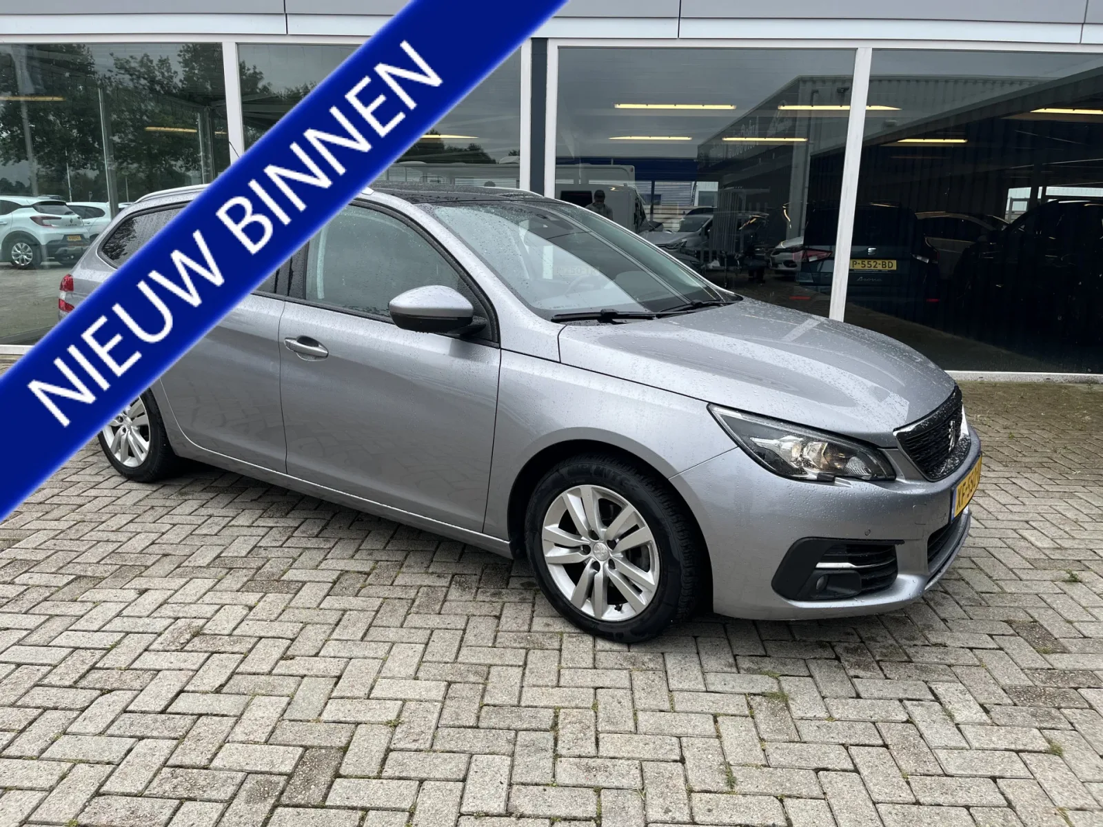Peugeot 308 (2019) — foto 1