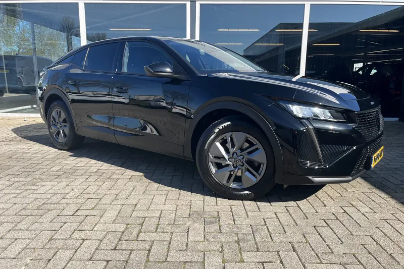 Peugeot 408 (2023)