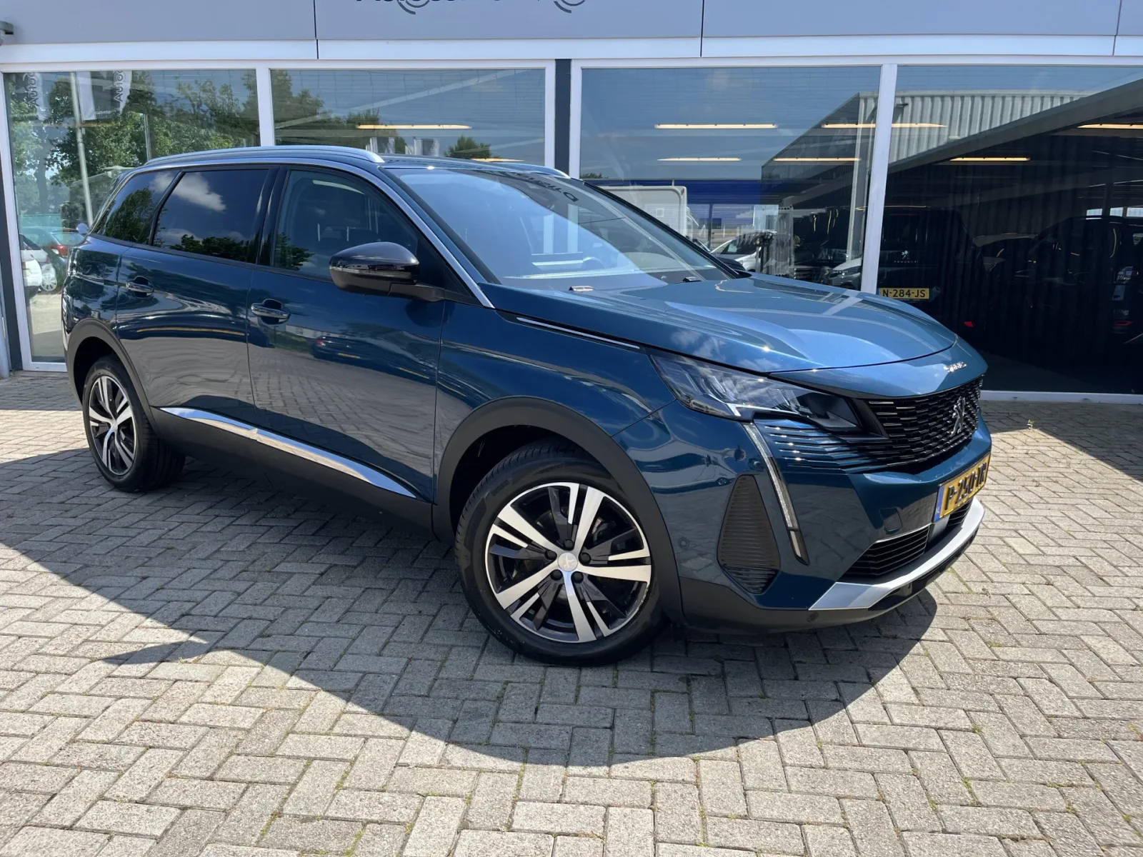 Peugeot 5008 (2022) — foto 1