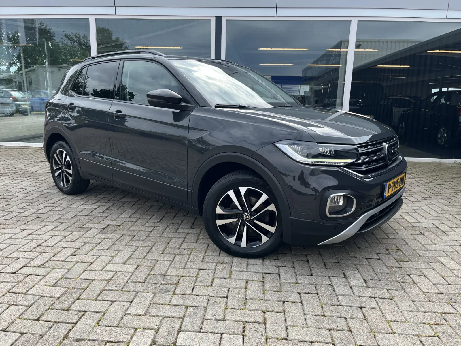 Volkswagen T-Cross (2021) — foto 1