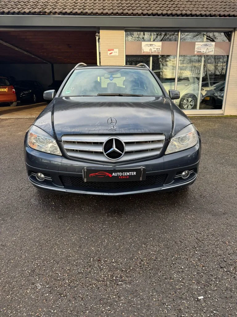 Mercedes-Benz C-Klasse (2010) — foto 1