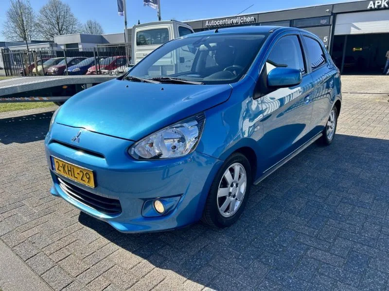 Mitsubishi Space Star (2013) — foto 1