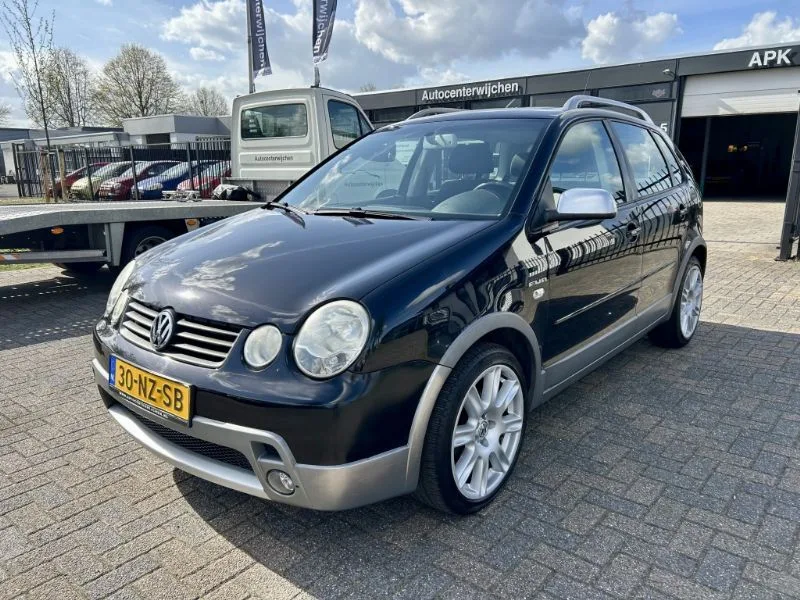 Volkswagen Polo (2004) — foto 1