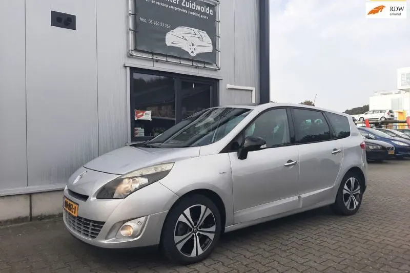 Renault Grand Scénic (2011)