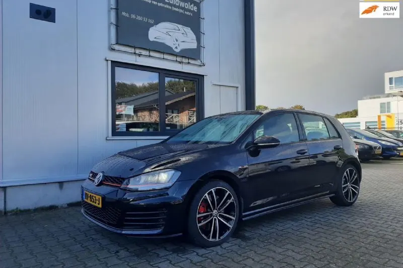 Volkswagen Golf (2016)
