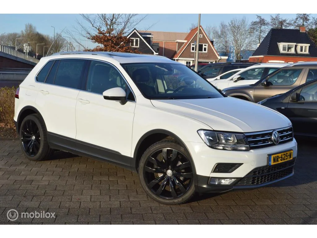 Volkswagen Tiguan (2017) — foto 1