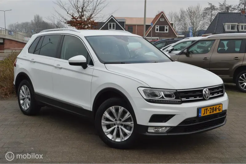 Volkswagen Tiguan (2016)