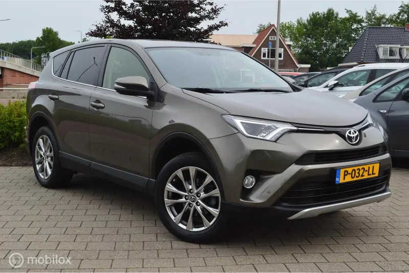 Toyota RAV4 (2016)