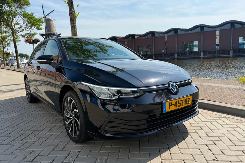 Volkswagen Golf (2022)