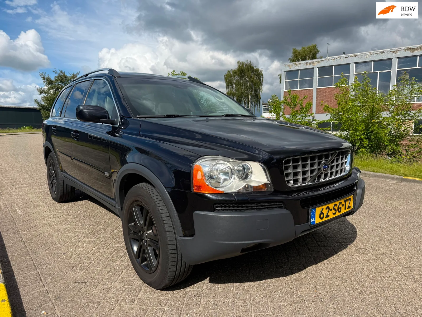 Volvo XC90 (2006) — foto 1
