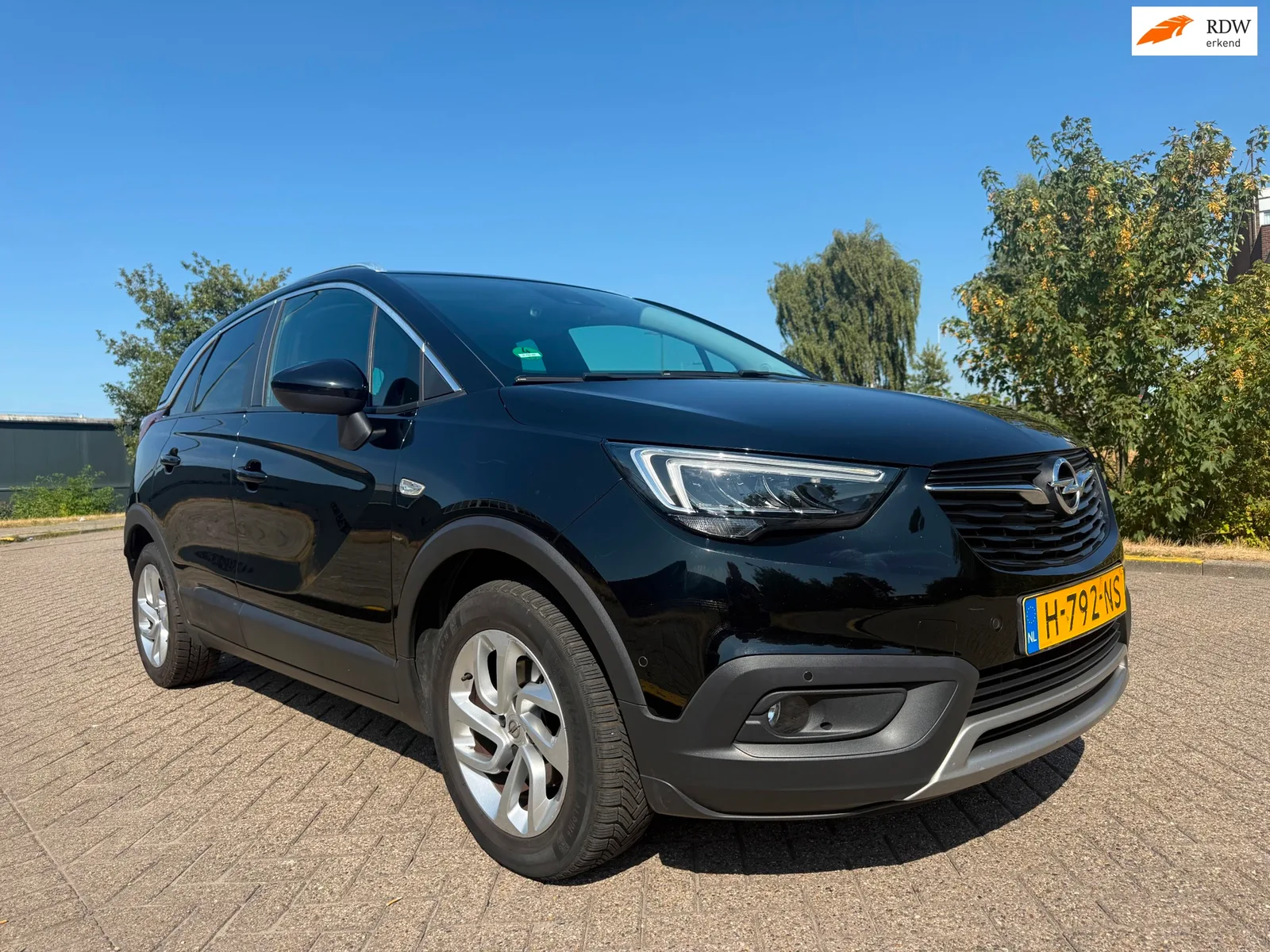 Opel Crossland X (2020) — foto 1
