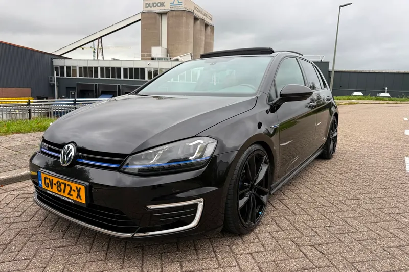 Volkswagen Golf (2015)