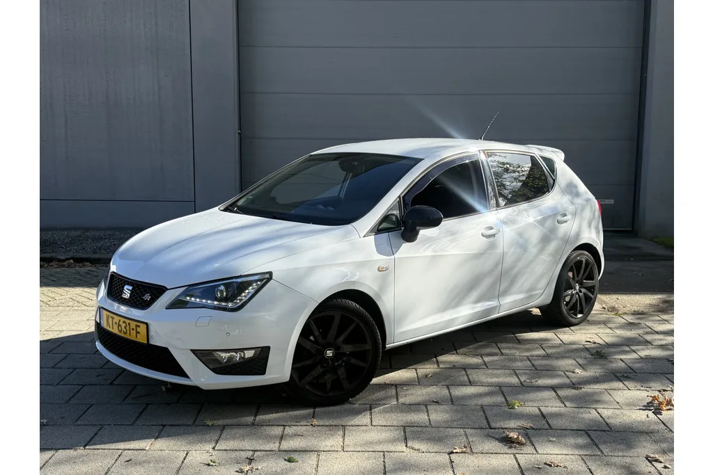 SEAT Ibiza (2016) — foto 1