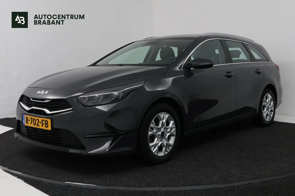 Kia Ceed (2022) — foto 1