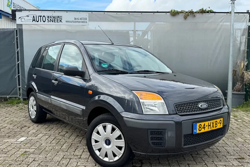 Ford Fusion (2009)