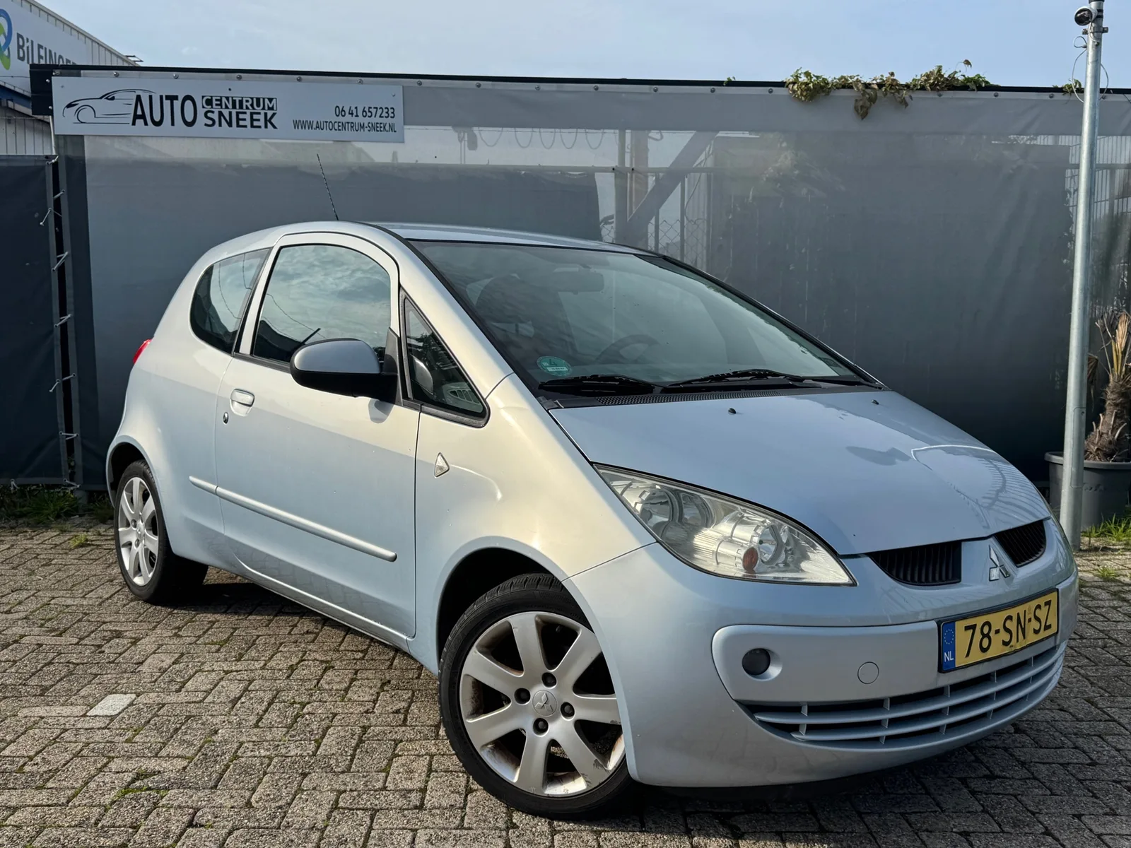 Mitsubishi Colt (2006) — foto 1