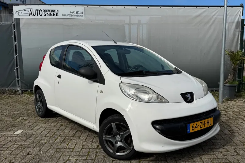 Peugeot 107 (2008)