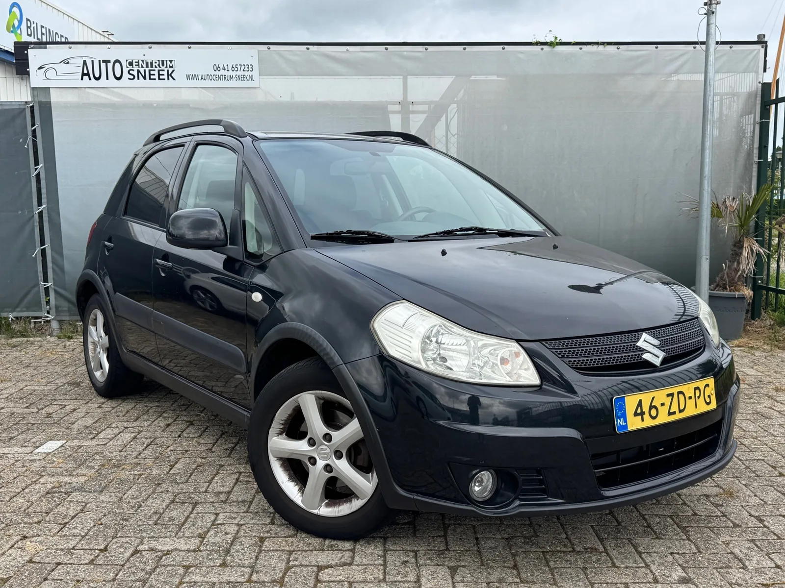 Suzuki SX4 (2008) — foto 1