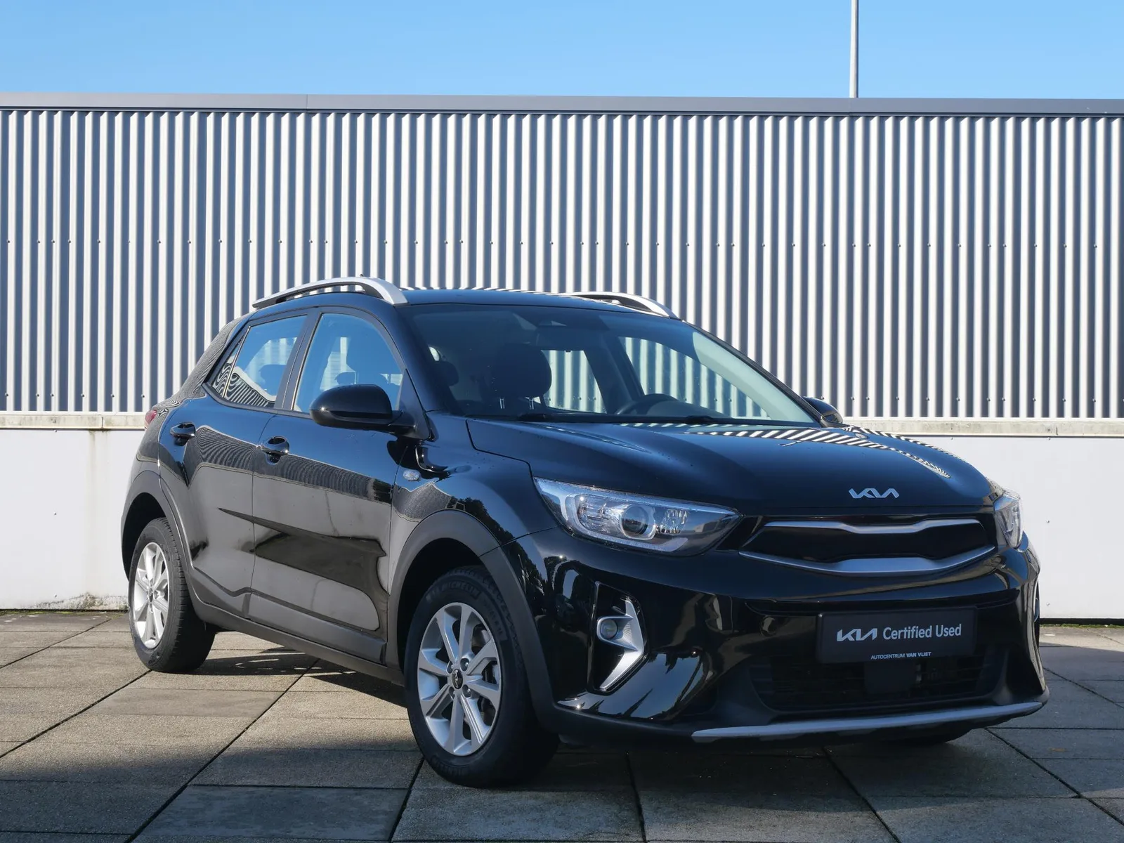 Kia Stonic (2022) — foto 1