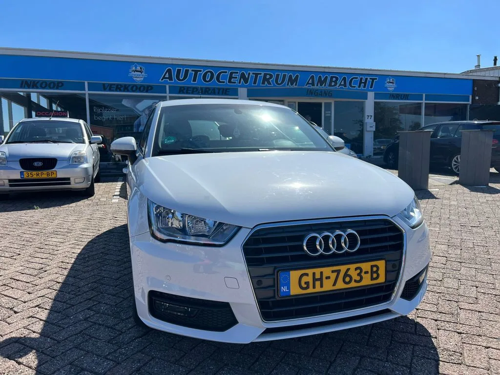 Audi A1 (2015) — foto 1