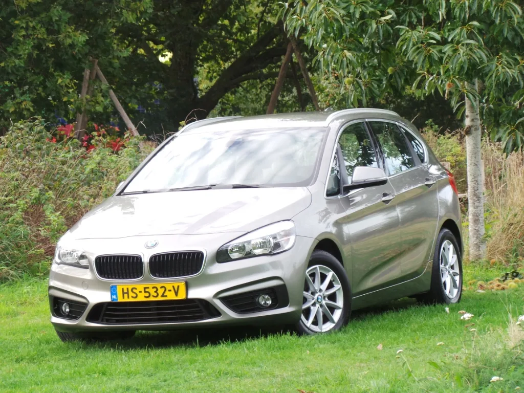 BMW 2-Serie Active Tourer (2015) — foto 1