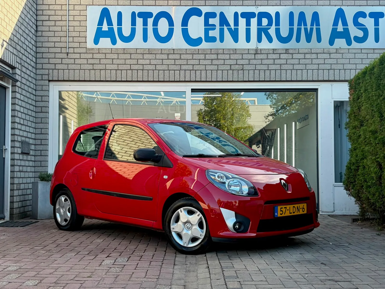 Renault Twingo (2010) — foto 1