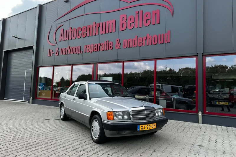 Mercedes-Benz 190-Serie (1989)
