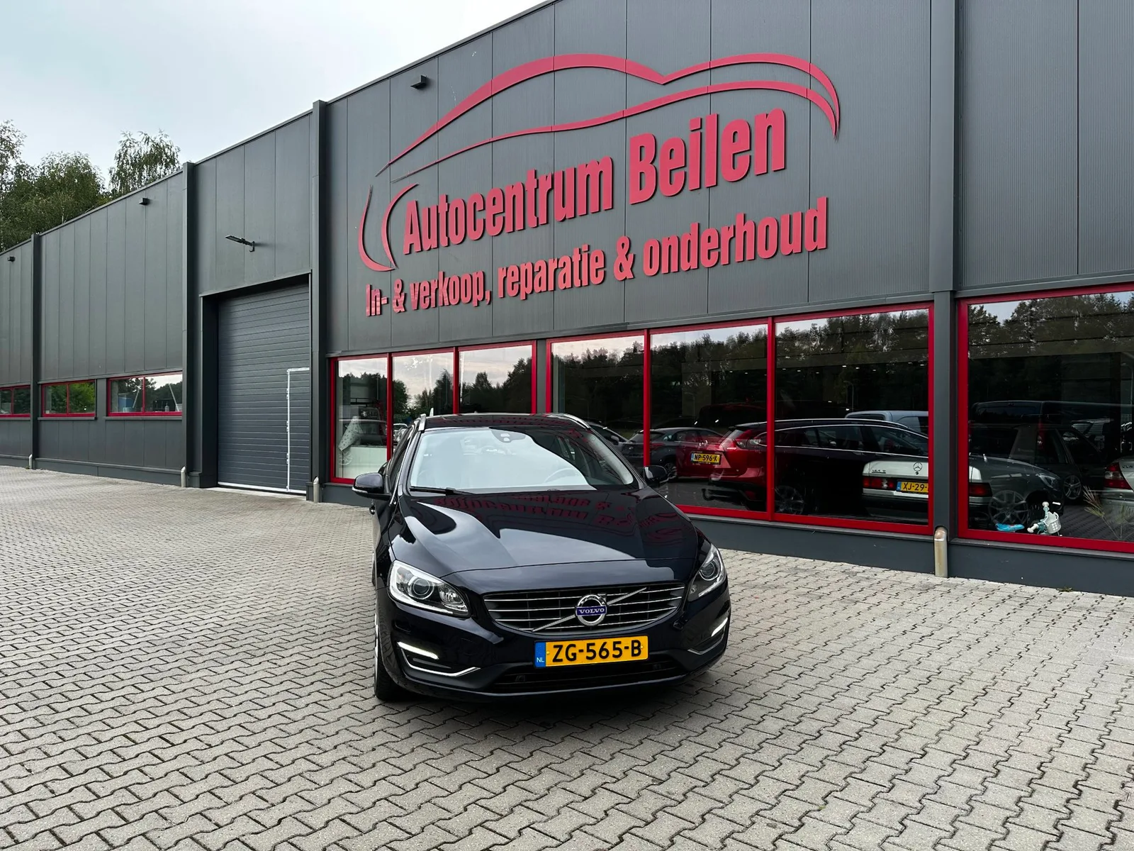 Volvo V60 (2016) — foto 1
