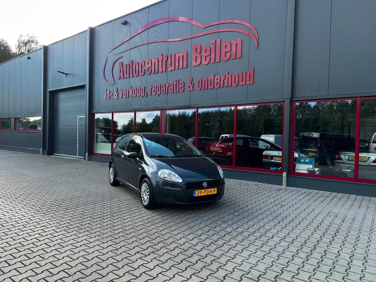 Fiat Grande Punto (2011) — foto 1
