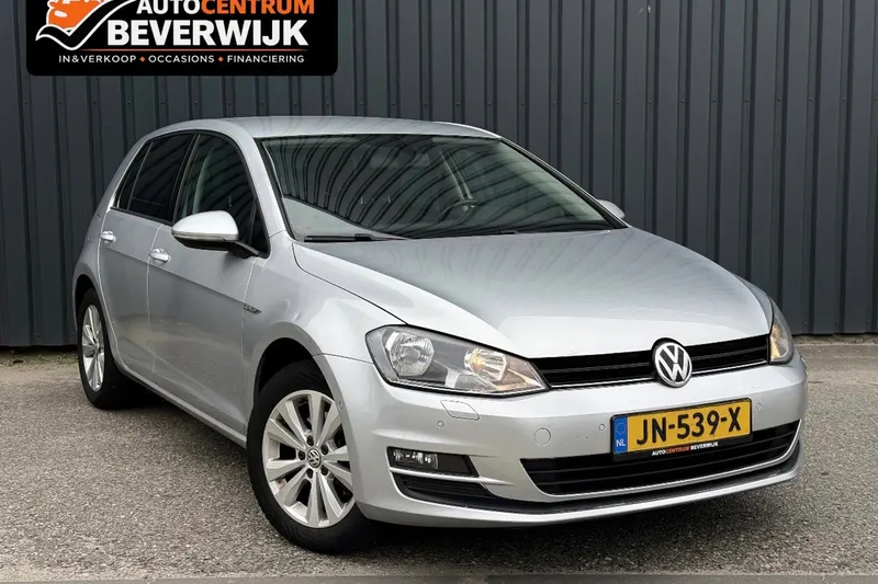 Volkswagen Golf (2015)