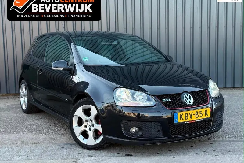 Volkswagen Golf (2005)