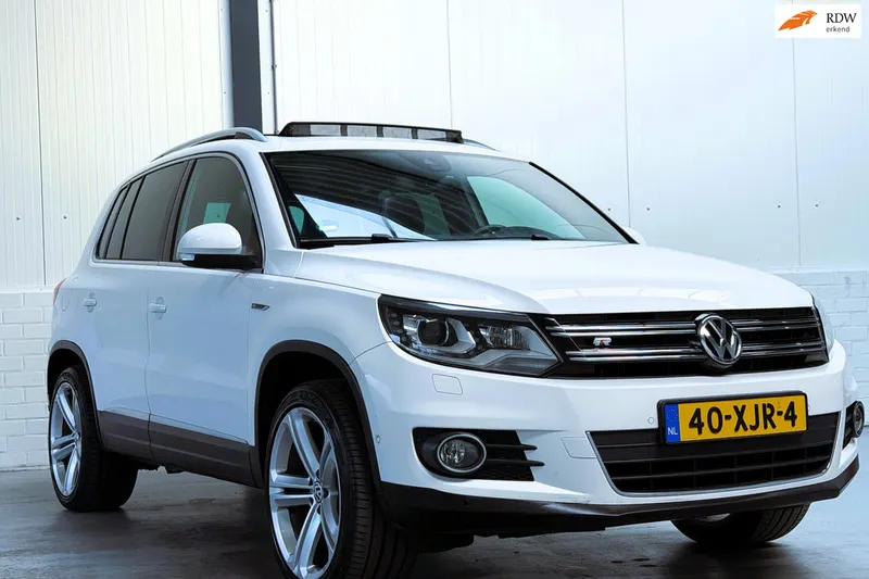 Volkswagen Tiguan (2012)