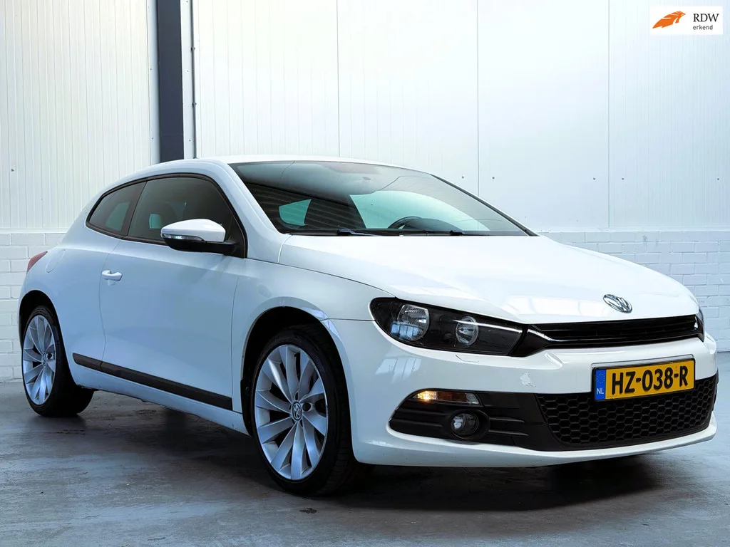Volkswagen Scirocco (2009) — foto 1