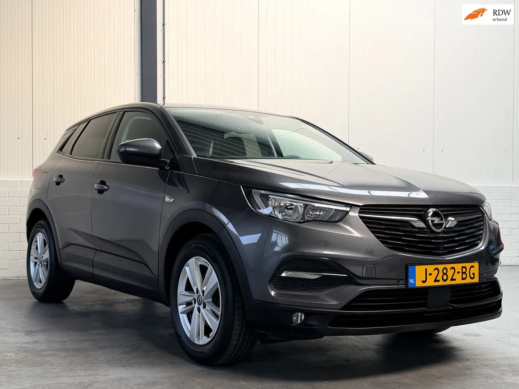 Opel Grandland X (2019) — foto 1