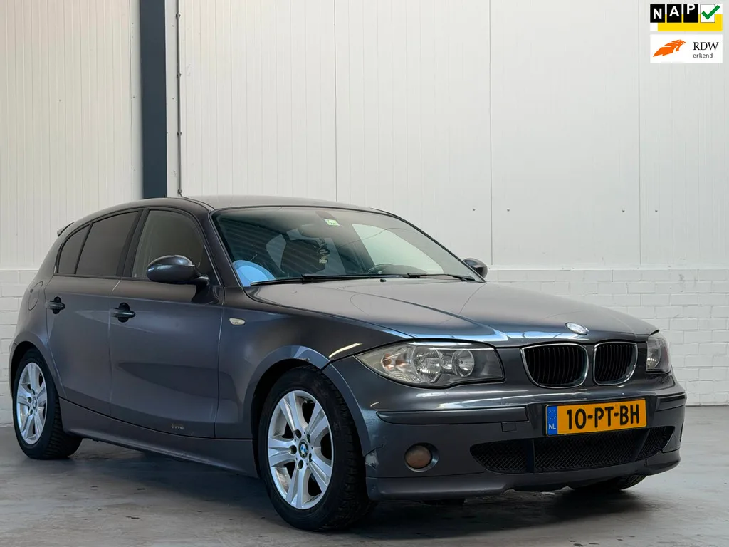 BMW 1-Serie (2004) — foto 1