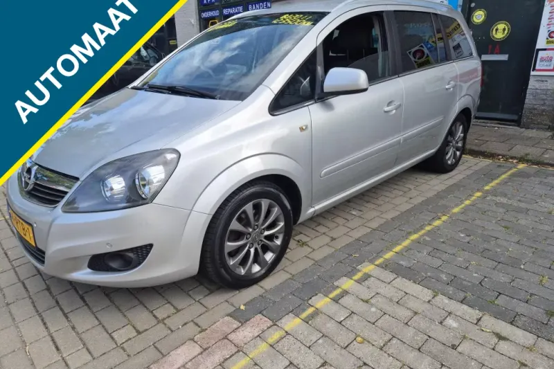 Opel Zafira (2011)