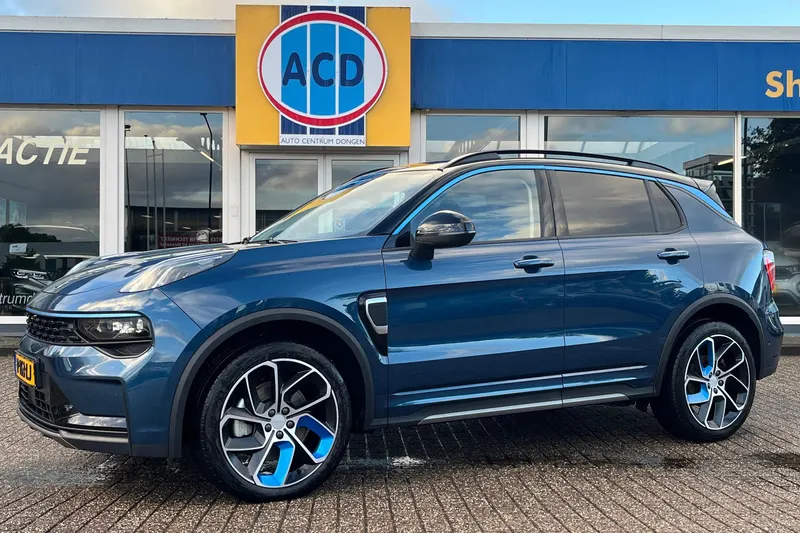 Lynk & Co 01 (2022)