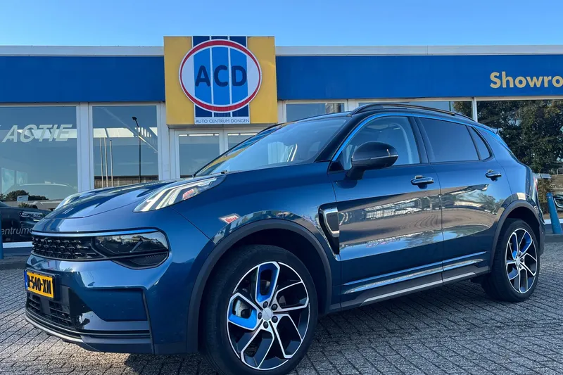 Lynk & Co 01 (2022)
