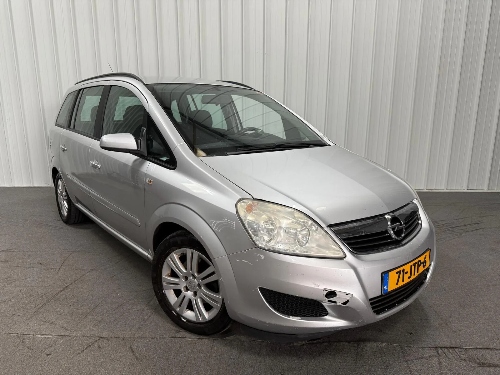 Opel Zafira (2009) — foto 1