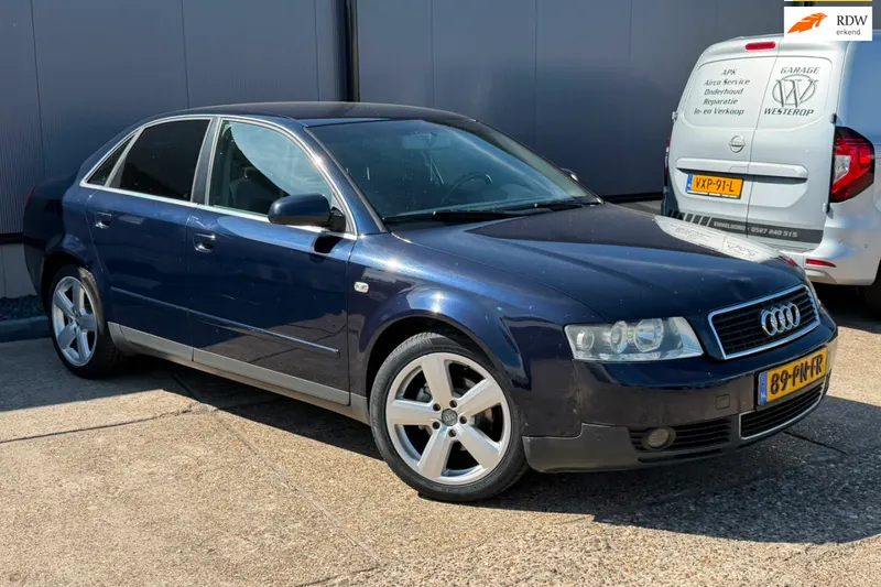 Audi A4 (2004)