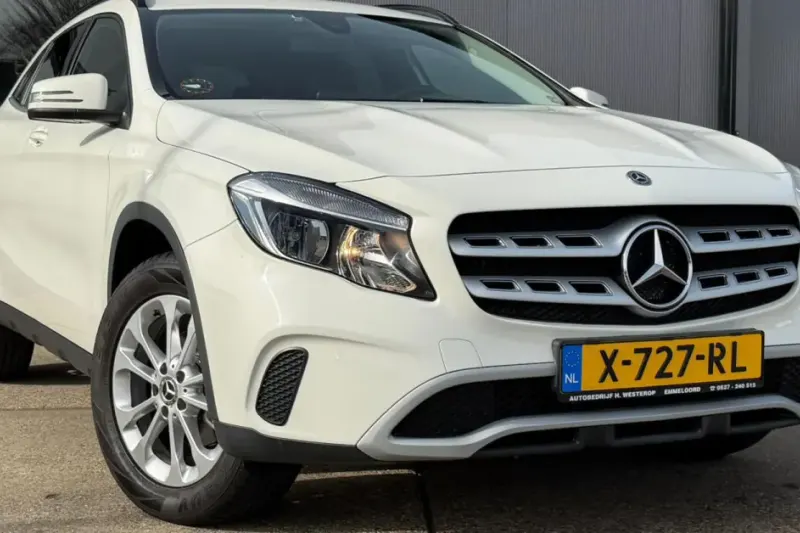 Mercedes-Benz GLA (2017)