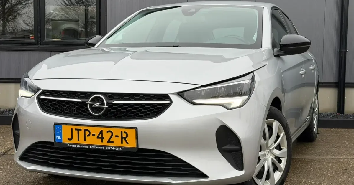 Opel Corsa (2022) — foto 1