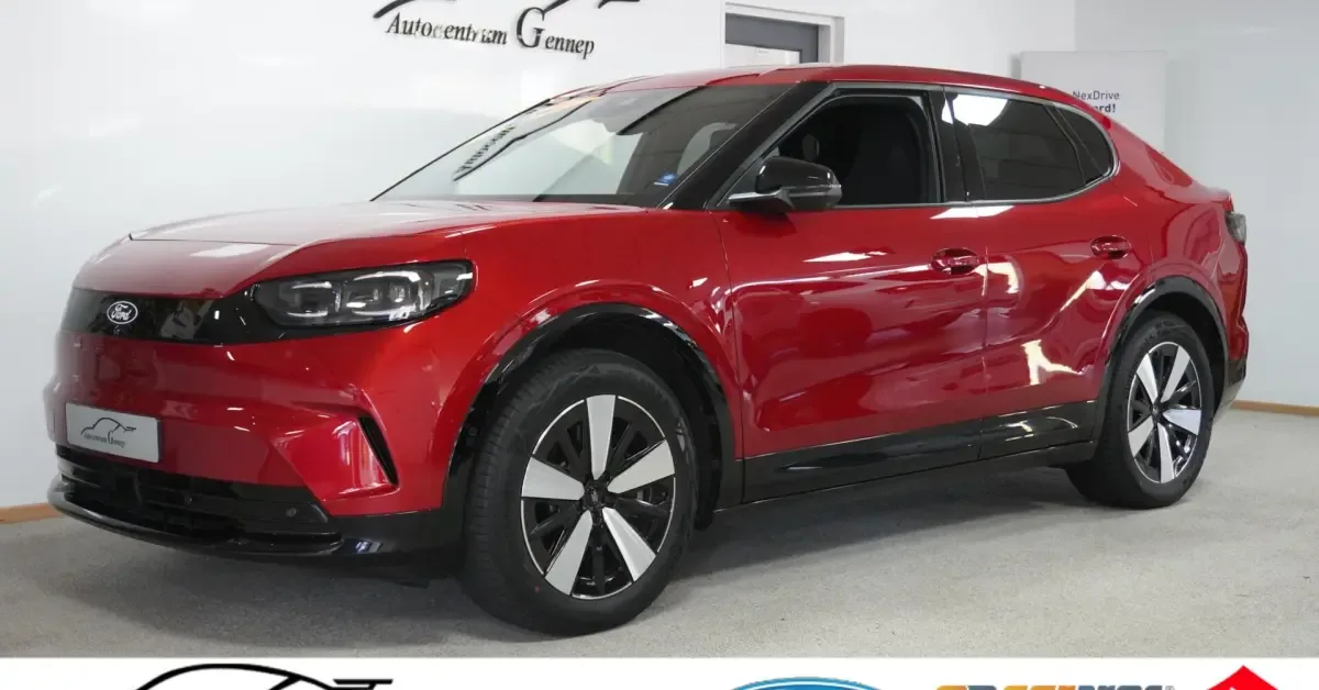 Ford Capri (2025) — foto 1