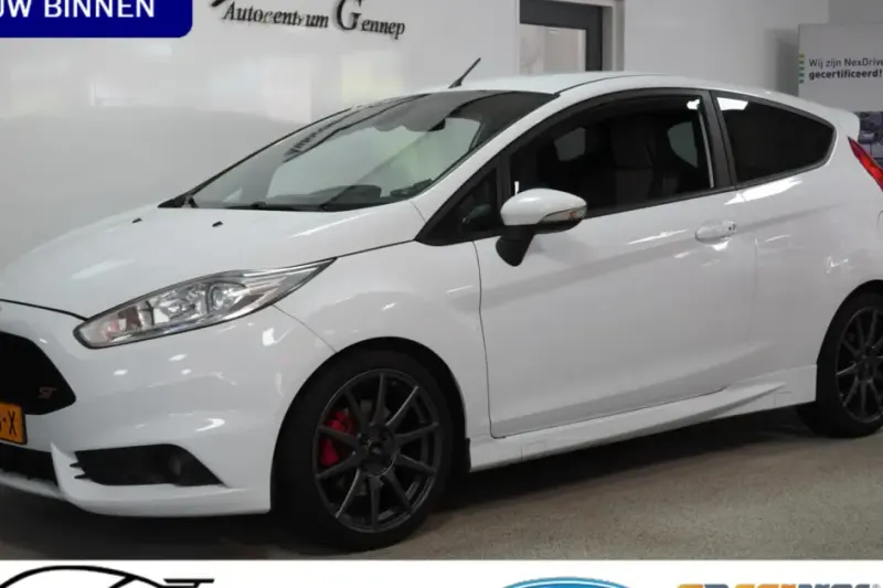 Ford Fiesta (2015)