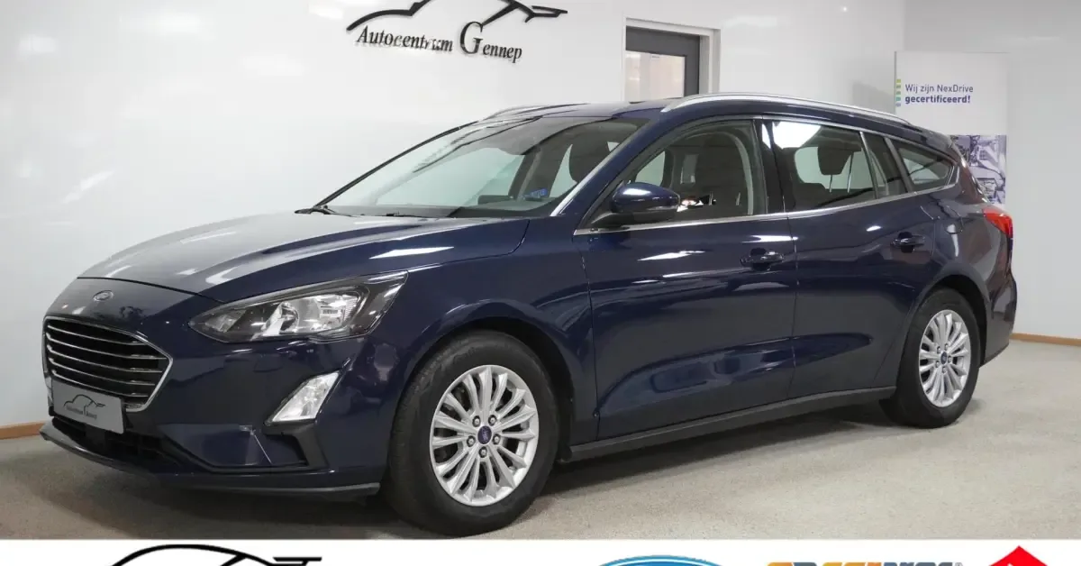 Ford Focus (2019) — foto 1