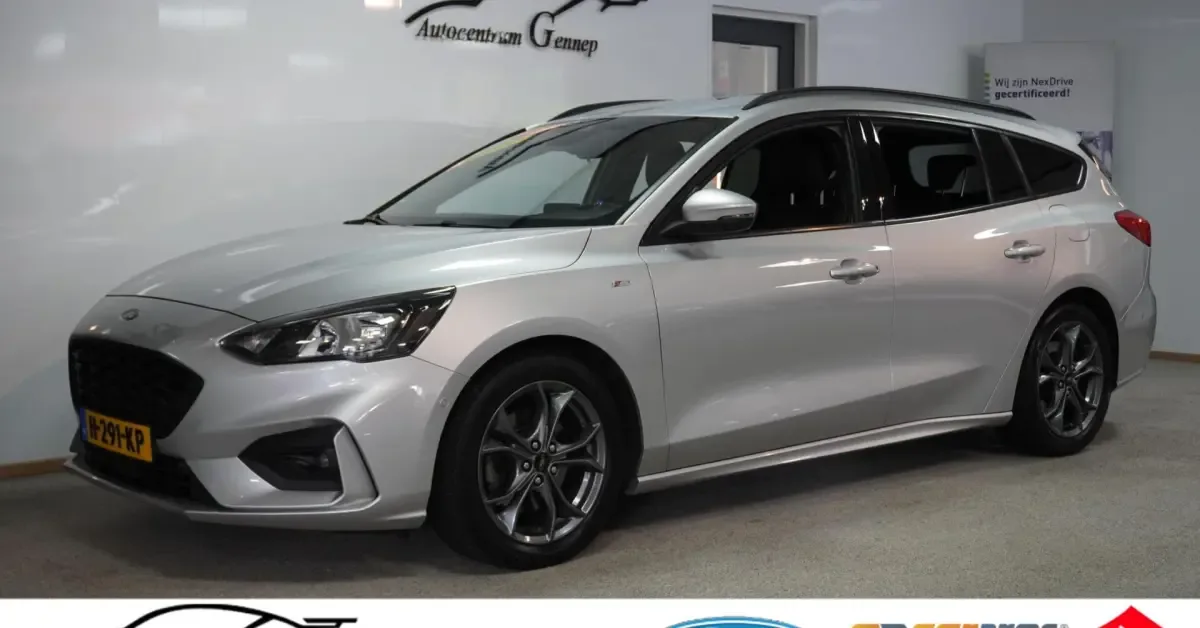 Ford Focus (2019) — foto 1