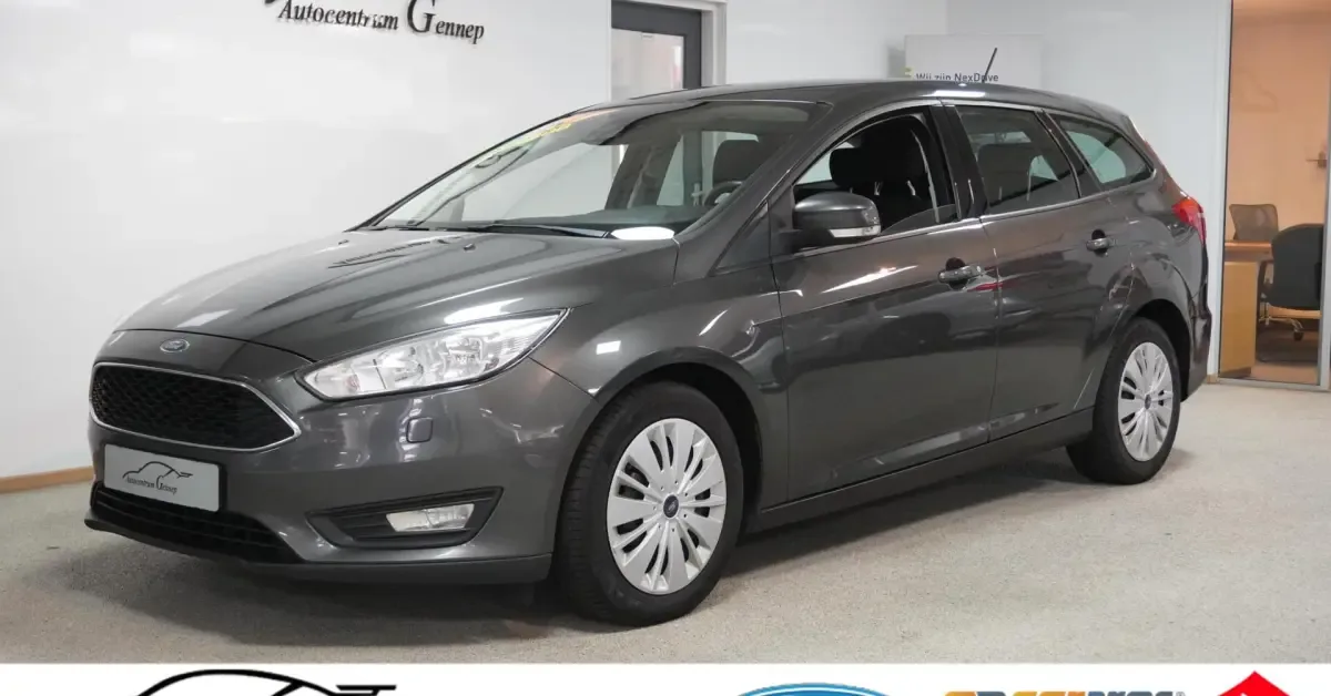 Ford Focus (2018) — foto 1