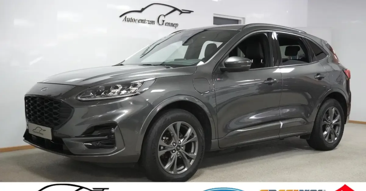 Ford Kuga (2023) — foto 1